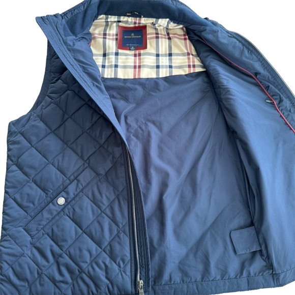 Brooks Brothers Quilted Vest Navy Blue size Medium Men’s Full zip - Picture 6 of 8